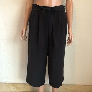 Lululemon Athletica Women’s Size S Black Wide-Leg Capri Pants High-Rise Elastic